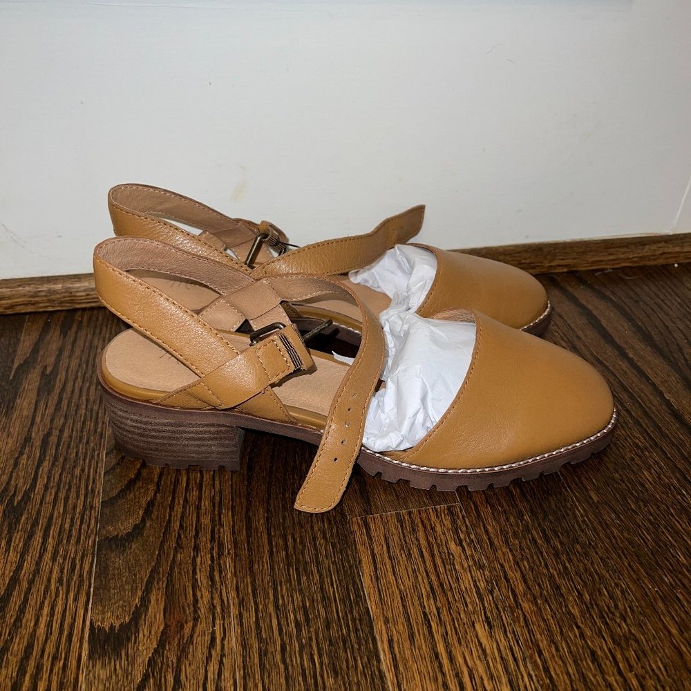 Madewell The Claudie Lugsole Mary Jane in Camel